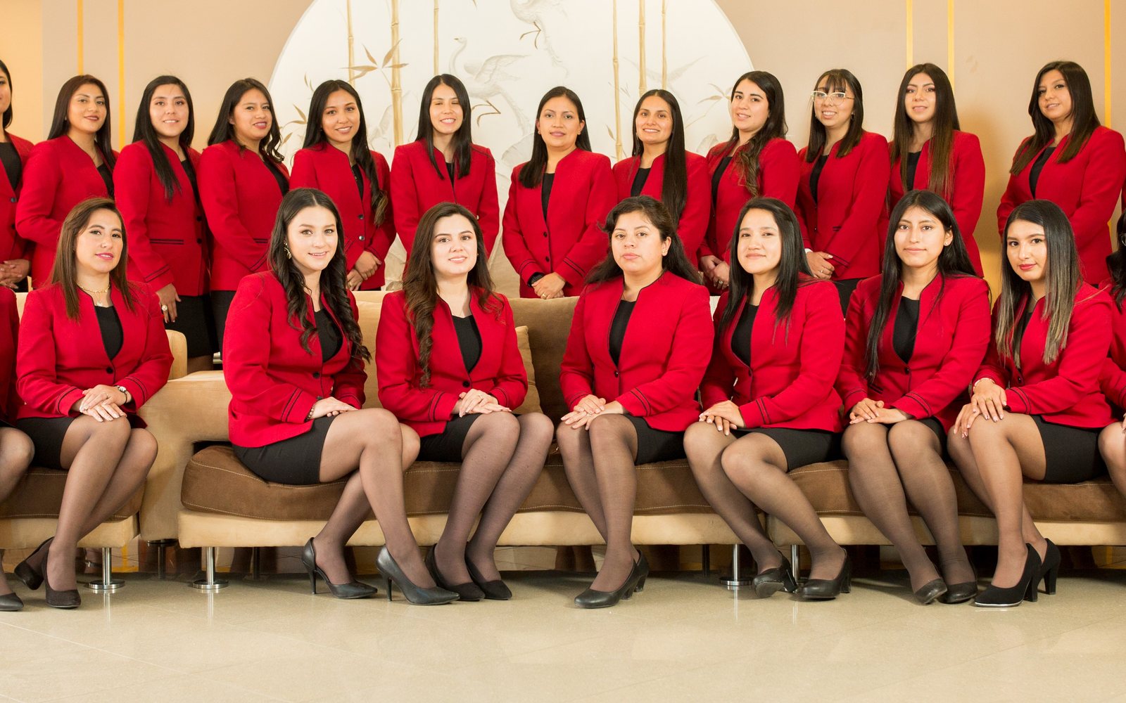 Equipo profesional de Bestpoint en reunión corporativa